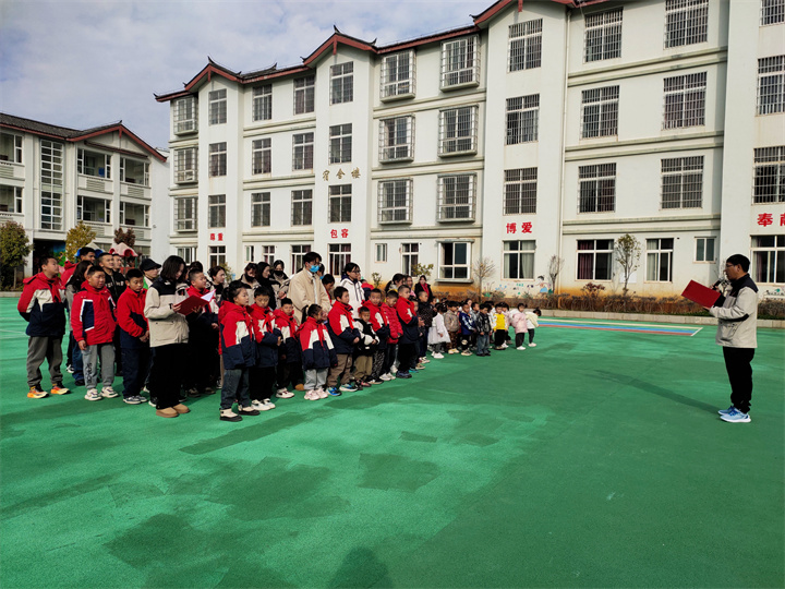 cf06c63ca6d79bf56234aa38902495f.jpg cf06c63ca6d79bf56234aa38902495f.jpg